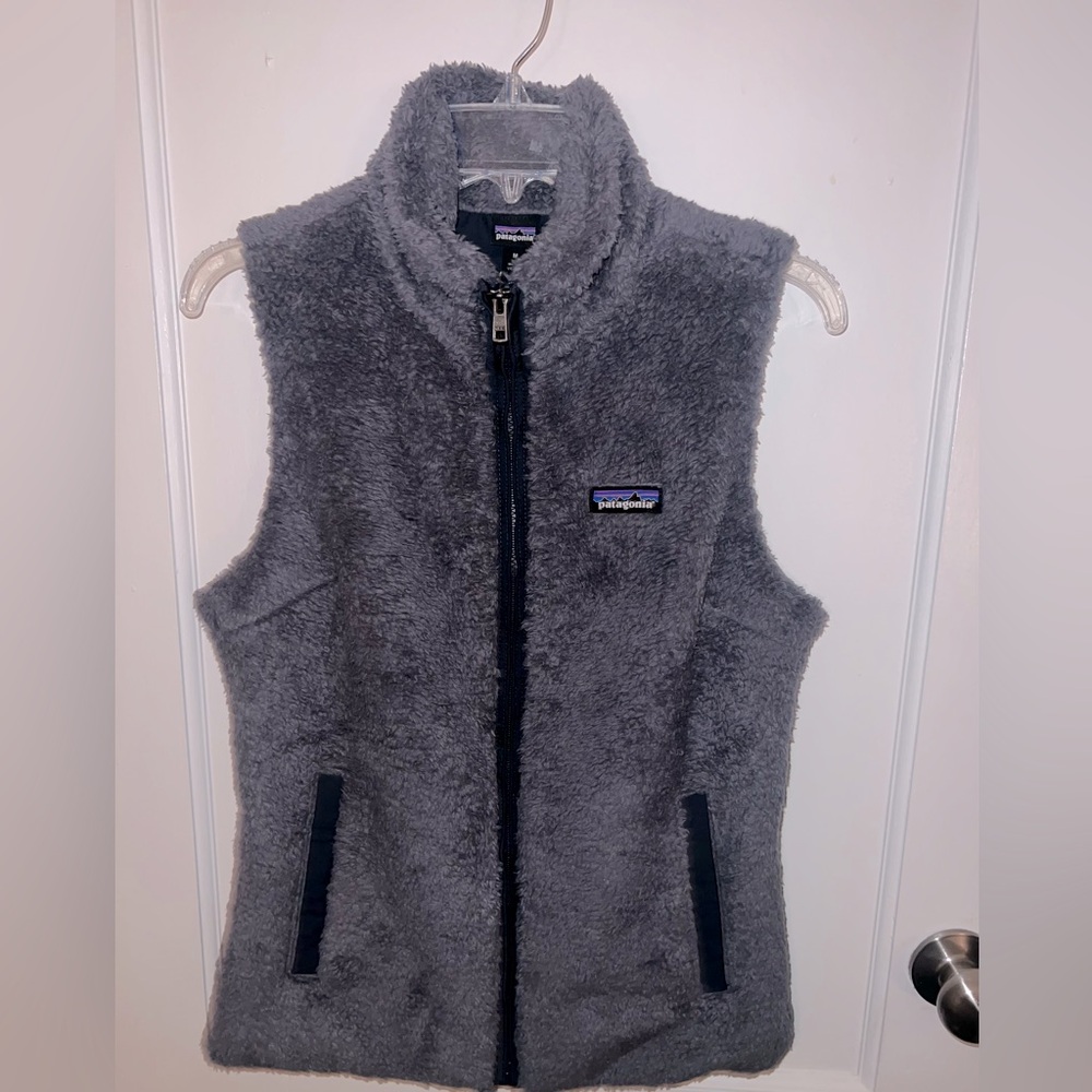 NWT Patagonia Los Gatos vest. Smolder blue. Size Medium.
